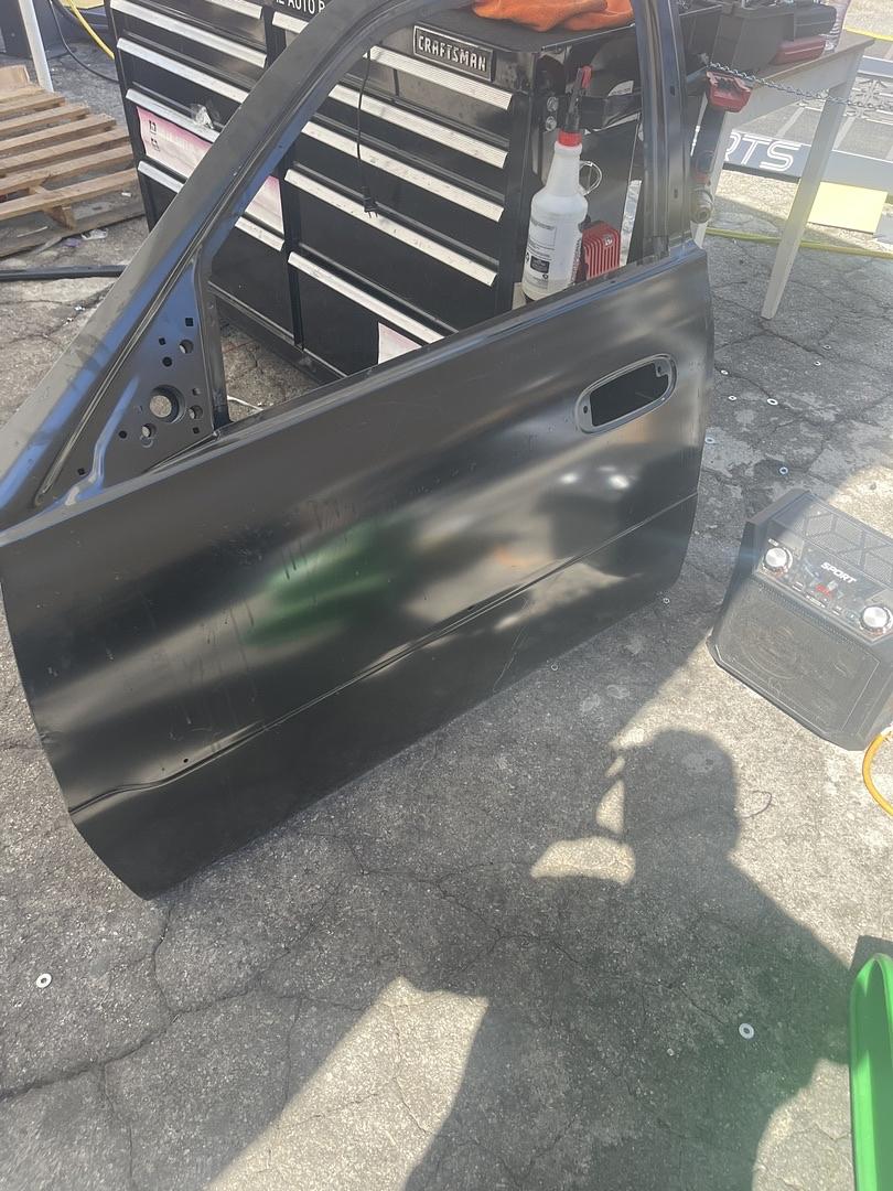 # cadillac dts 2007-2011 Driver Side Front Door with Reinforcements, Bar, Deadener, Plates, Spacer, and Retainer - GM