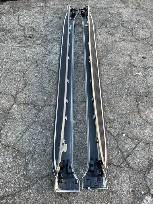 # 18-22 buick enclave running boards oem GM