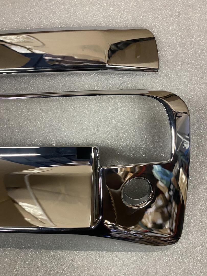 07-13 CHEVY SILVERADO TAILGATE COVER WITH LOCK