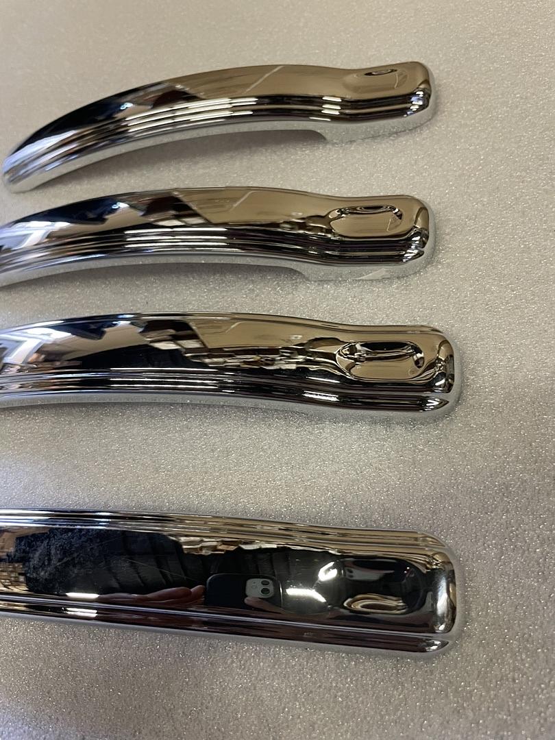 99-06 CHEVY SILVERADO GMC SIERRA AVALANCHE SUBURBAN TAHOE YUKON DOOR HANDLE COVERS 4DR ONLY
