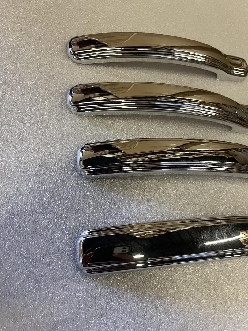 99-06 CHEVY SILVERADO GMC SIERRA AVALANCHE SUBURBAN TAHOE YUKON DOOR HANDLE COVERS 4DR ONLY