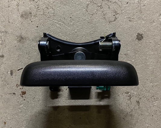 F106 99-06 CHEVY SILVERADO/GMC SIERRA REAR TAILGATE HANDLE BLACK
