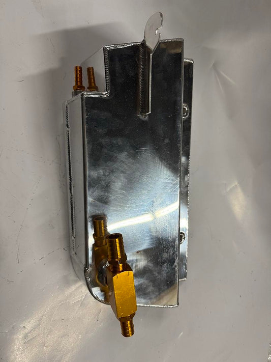 97-04 CHEVY CORVETTE 5.7L V8 OIL COOLER