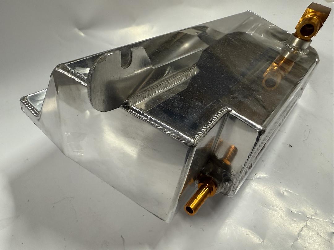 97-04 CHEVY CORVETTE 5.7L V8 OIL COOLER