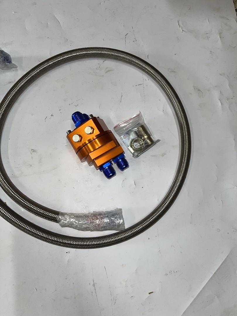 UNIVERSAL OIL FILTER RELOCATION KIT MALE AND 3X STAINLESS STEEL HOSE