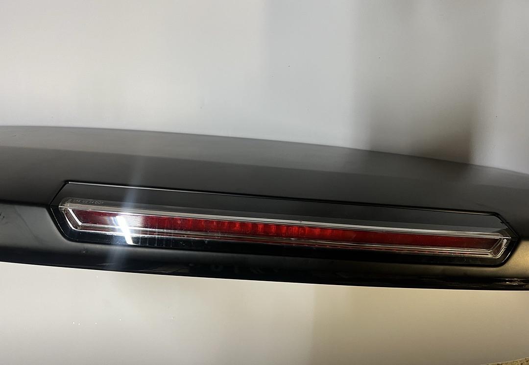 84003071 | OB 2015-2020 GMC Yukon and Yukon XL Rear Trunk Lid Lift Gate Upper Spoiler Wing Panel