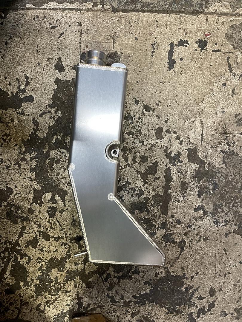 ALUMINUM COOLANT EXPANSION OVERFLOW TANK [COMPATIBLE WITH 86-93 FORD MUSTANG]