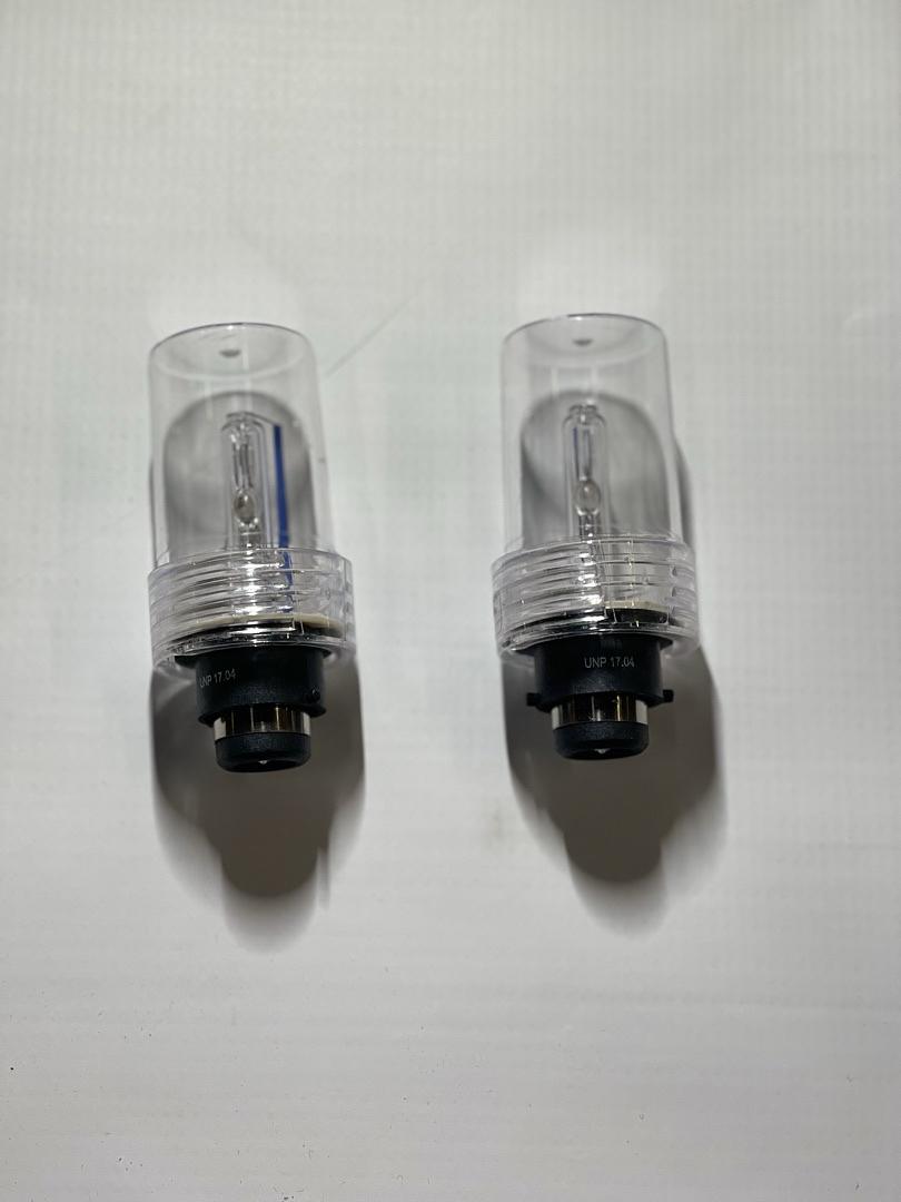 D2S 10000K PAIR OF HID BULBS (BULBS ONLY NO BALLAST)