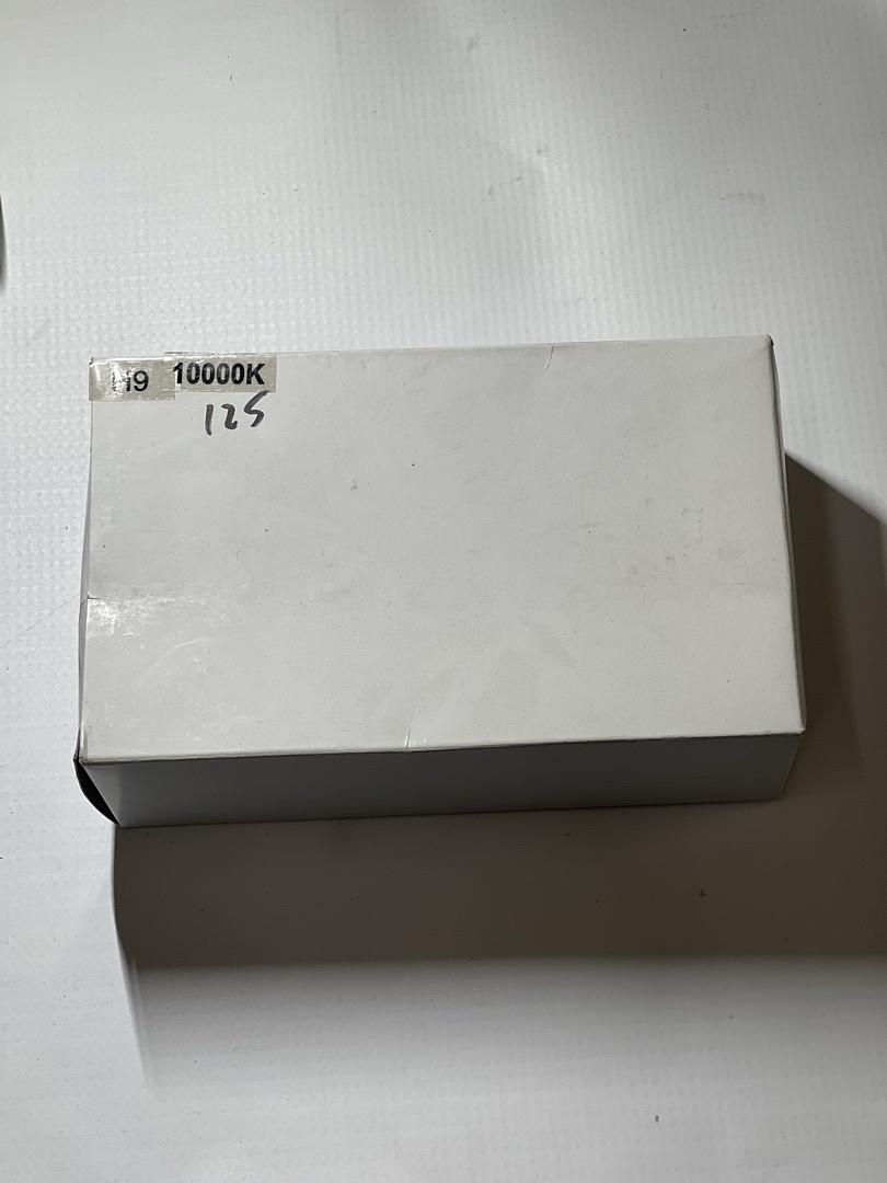 H9 10000K PAIR IF HID BULBS (BULBS ONLY NO BALLAST)