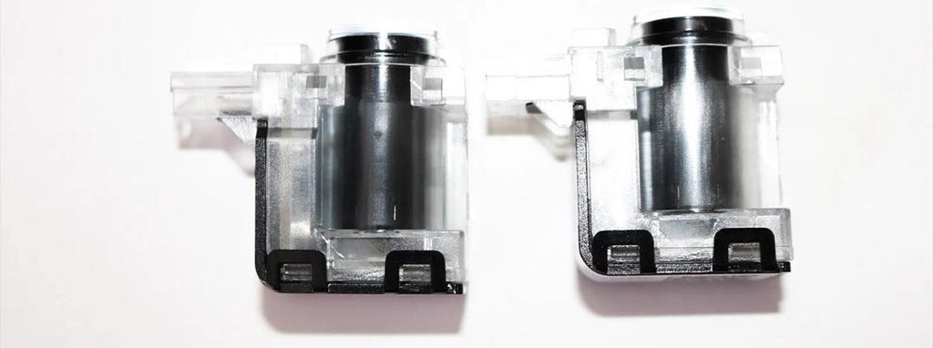 84511731 | 2022-2024 XT5, XT6 LED DOOR PUDDLE LIGHTS W PROJECTION LOGO pair