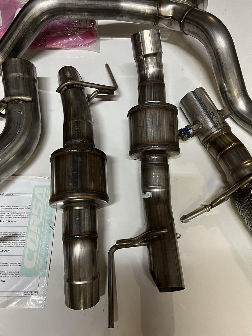 84460756 | Genuine GM Exhaust Muffler Kit 2023 escalade cadillac 6.2L fits all GM 2019-2024 with 6.2L engines. Not shippable
