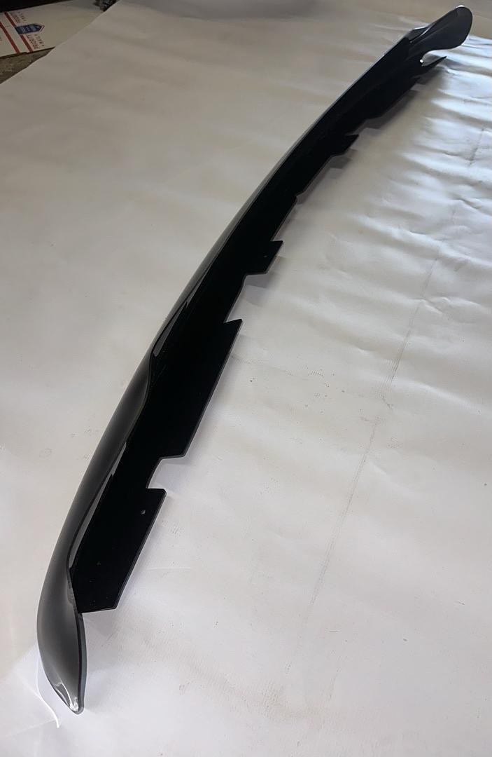95-01 FORD EXPLORER BLACK BUG DEFLECTOR