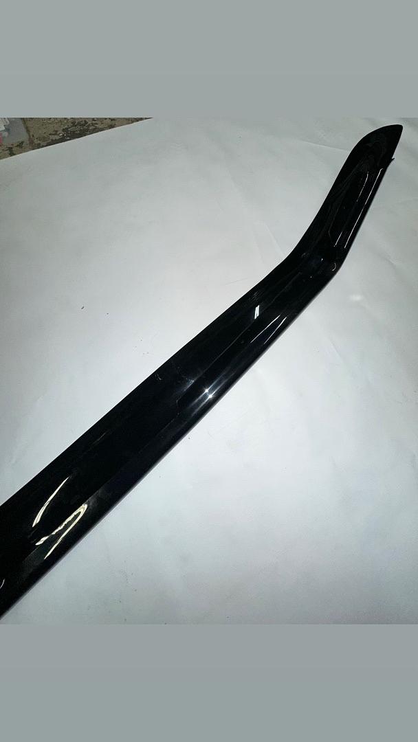 03-10 CHEVY EXPRESS BLACK BUG DEFLECTOR