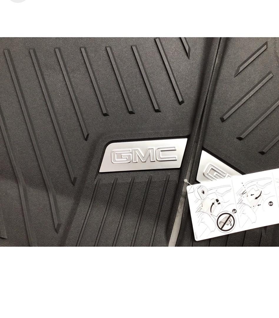 84708357 | + 84708335 Genuine GM 2018-2023 GMC Canyon black Floor Liners All-Weather front and rear