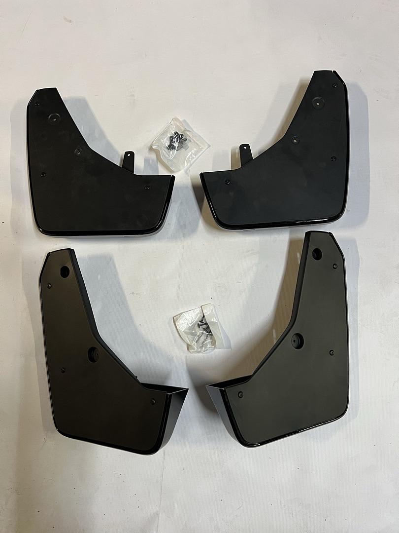 84689683 + 2021-2023 Cadillac Escalade 4pc Black Raven Front & Rear Splash Guards GM OEM