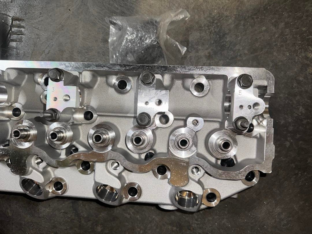 4D56/4D56T ENGINE OE STYLE ALUMINUM COMPLETE CYLINDER HEAD