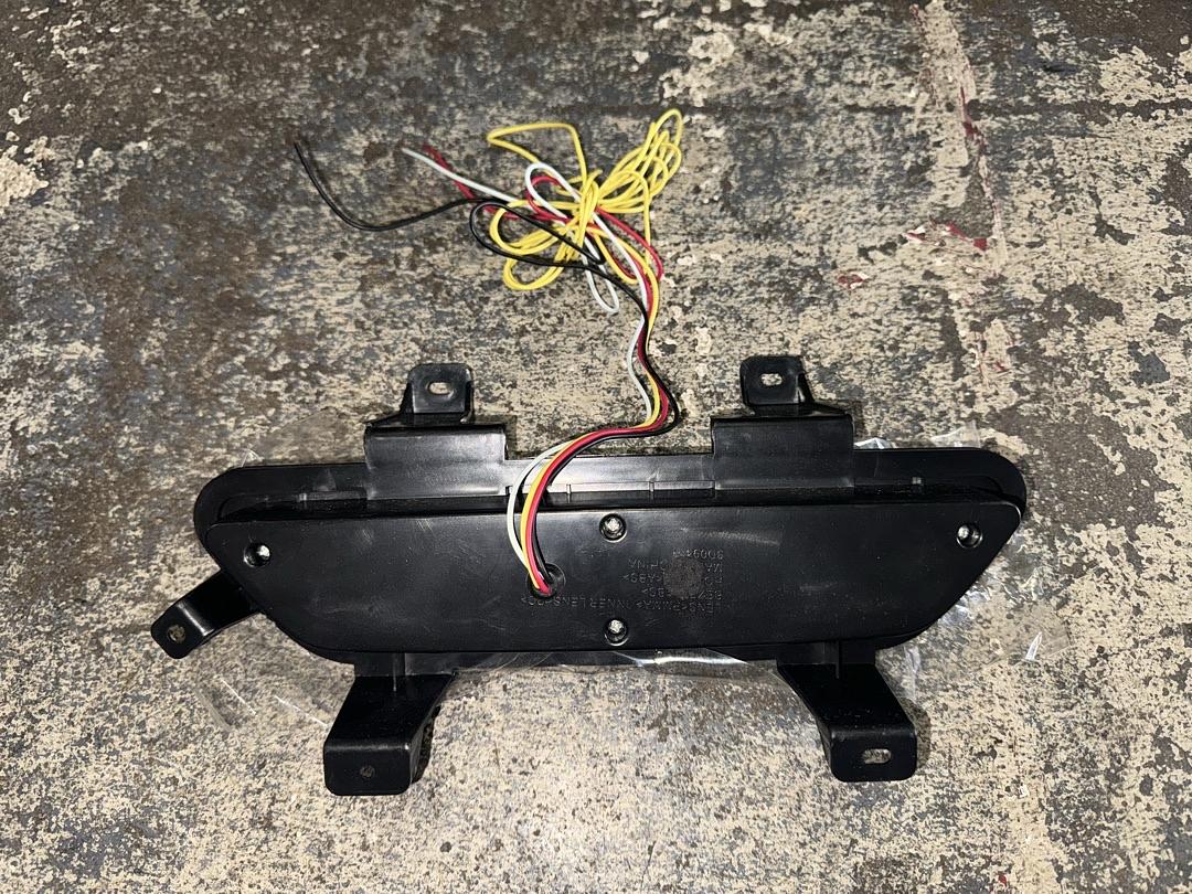 15-18 FORD MUSTANG THIRD BRAKE LIGHT