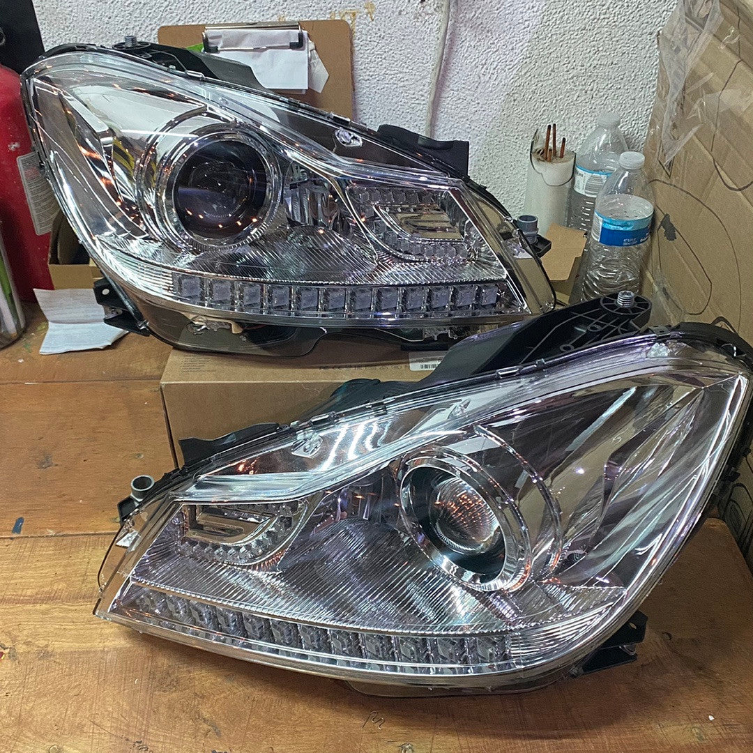 12-15 MERCEDES C180 C250 C300 C350 C63 CHROME HOUSING AND CLEAR DRL LED PROJECTOR HEADLIGHTS