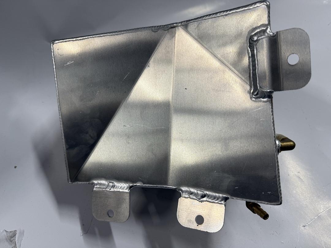78-88 MONTE CARLOS EXPANSION OVERFLOW COOLANT TANK ALUMUINM