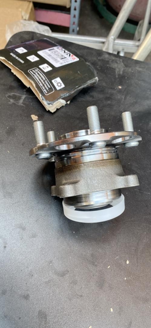 REAR WHEEL BEARING HUB ASSEMBLY COMPATIBLE WITH 15-19 ACURA TLX / 09-14 TSX / 08-15 ACCORD