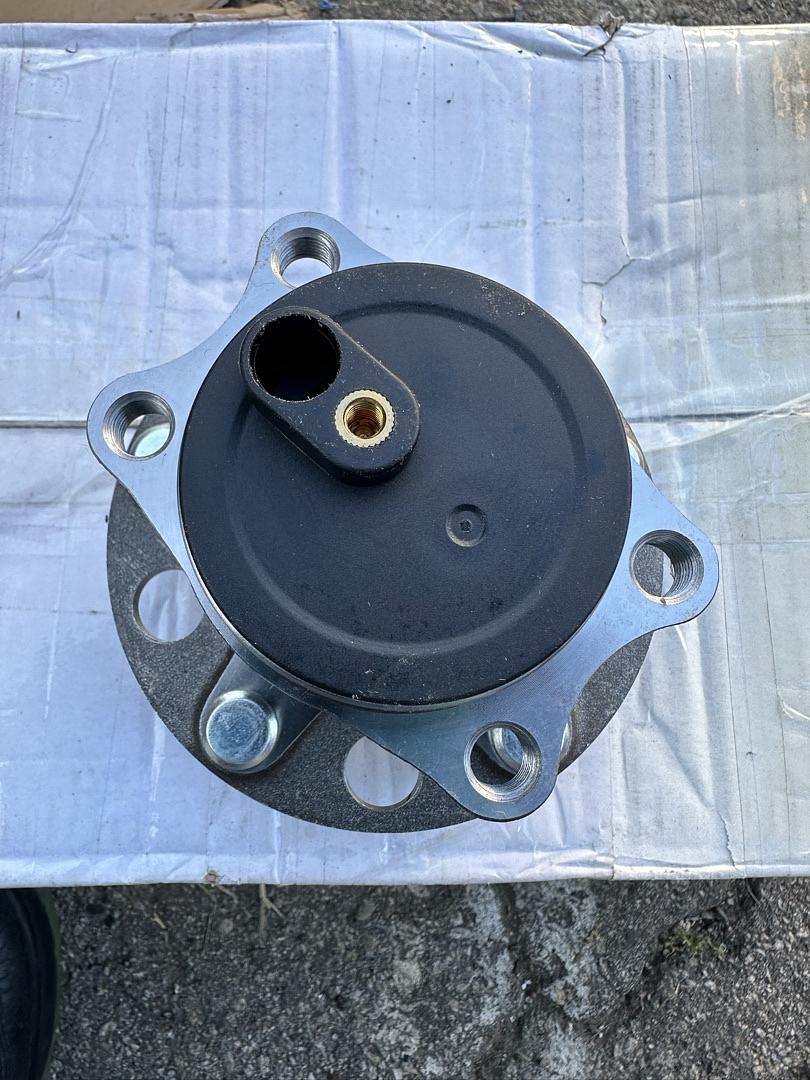 08-17 LANCER / 11-12 OUTLANDER / 11-12 OUTLANDER SPORT 2WD REAR WHEEL BEARING HUB ASSEMBLY
