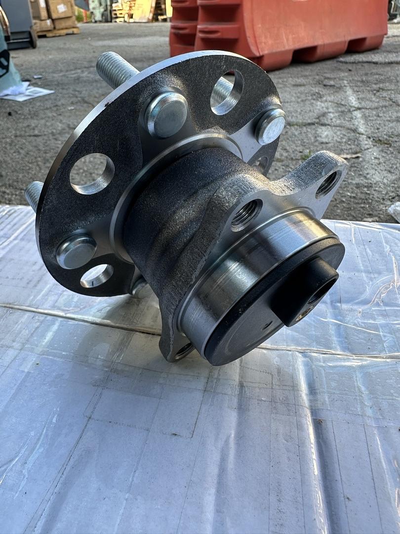 08-17 LANCER / 11-12 OUTLANDER / 11-12 OUTLANDER SPORT 2WD REAR WHEEL BEARING HUB ASSEMBLY