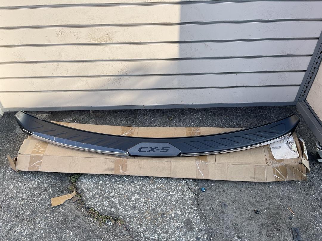 13-16 MAZDA CX-5 TRUNK SILL SCUFF PLATE REAR BUMPER PROTECTOR 14 15