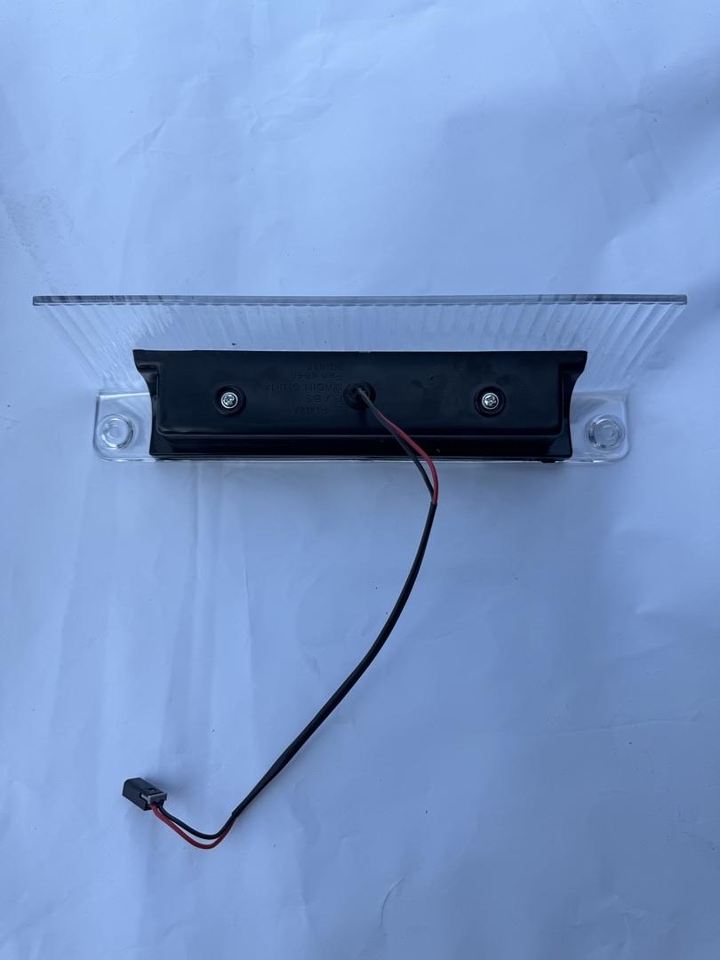 03-17 CHEVY EXPRESS THIRD BRAKE LIGHT
