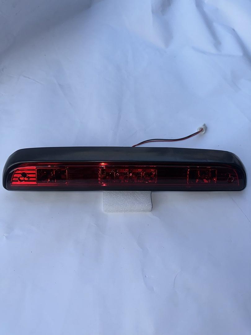 92-96 FORD F150 BRONCO 92-97 F250 F350 THIRD BRAKE LIGHT