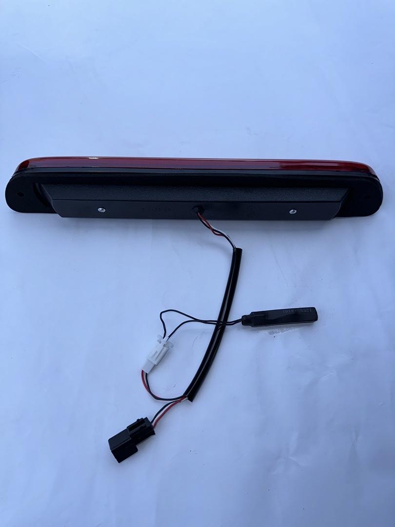 07-18 TOYOTA TUNDRA THIRD BRAKE LIGHT