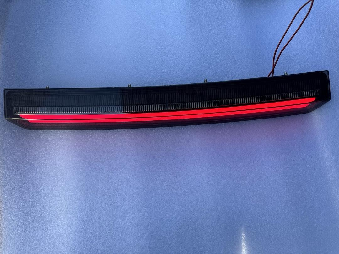 15-20 CHEVY TAHOE 15-20 SUBURBAN 16-19 SUBURBAN 3500HD SMOKED THIRD BRAKE LIGHT