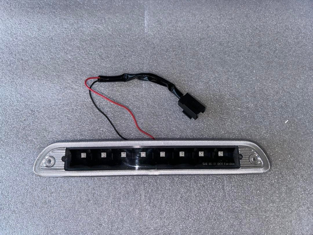 01-07 FORD ESCAPE 05-07 MARINER BLACK THIRD BREAK LIGHT