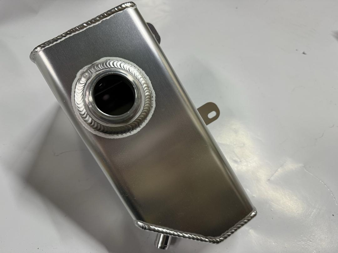 ALUMINUM COOLANT EXPANSION OVERFLOW TANK FOR 10-13 FORD MUSTANG