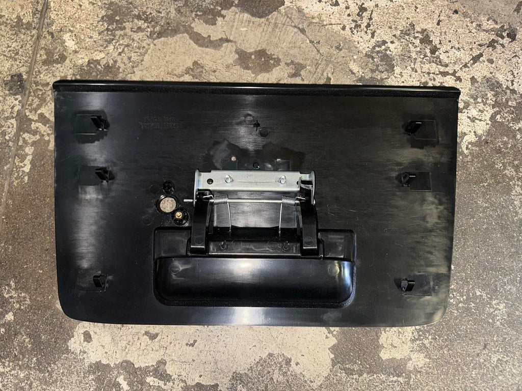 04-12 NISSAN TITAN TAILGATE LATCH HANDLE