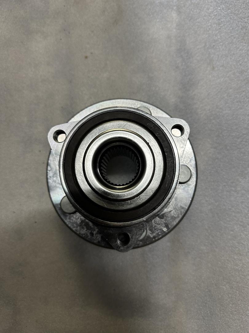 11-22 DURANGO / 11-21 GRAND CHEROKEE, SILVER FRONT WHEEL BEARING HUB ASSEMBLY