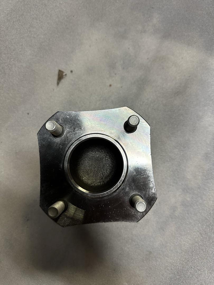 2007-2012 VERSA REAR WHEEL BEARING HUB ASSEMBLY W/SPEED SENSOR