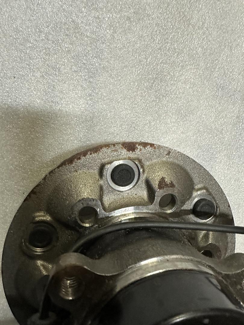2004-2008 COLORADO CANYON RWD FRONT RIGHT WHEEL BEARING HUB ASSEMBLY