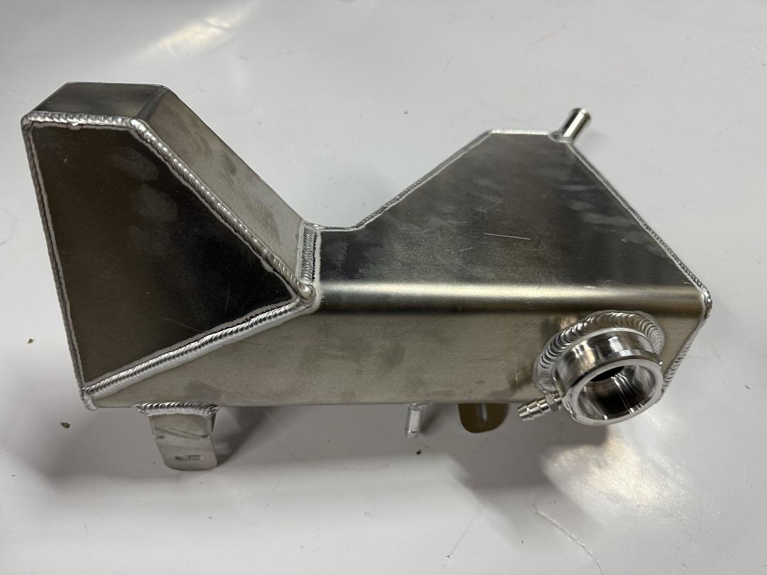 11-14 Chrysler 300 Dodge Charger Challenger Coolant Recovery Overflow Tank - Aluminum