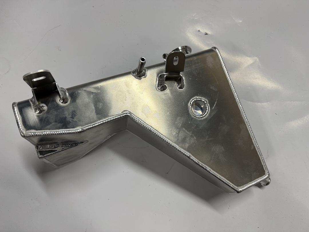 11-14 Chrysler 300 Dodge Charger Challenger Coolant Recovery Overflow Tank - Aluminum