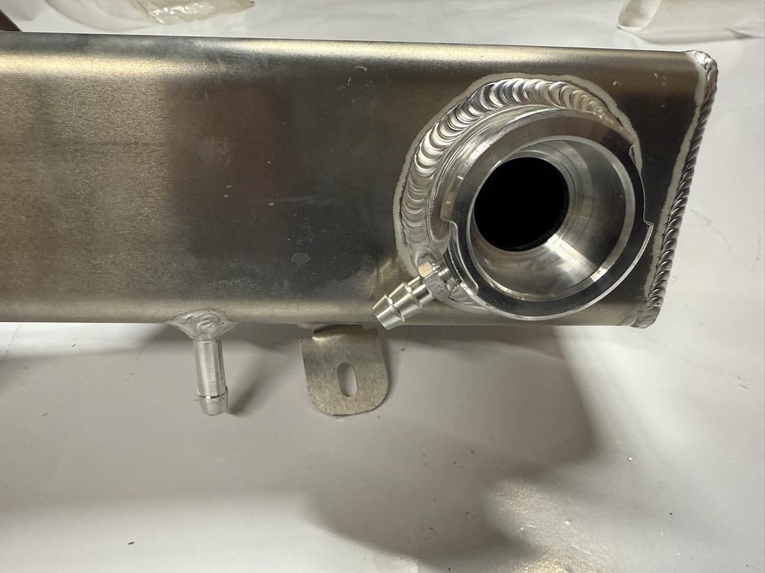 11-14 Chrysler 300 Dodge Charger Challenger Coolant Recovery Overflow Tank - Aluminum