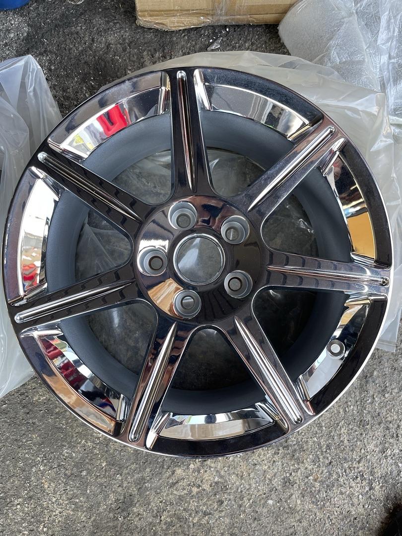 GM Corvette C6 18” Chrome Rims 18x8.5” GM original