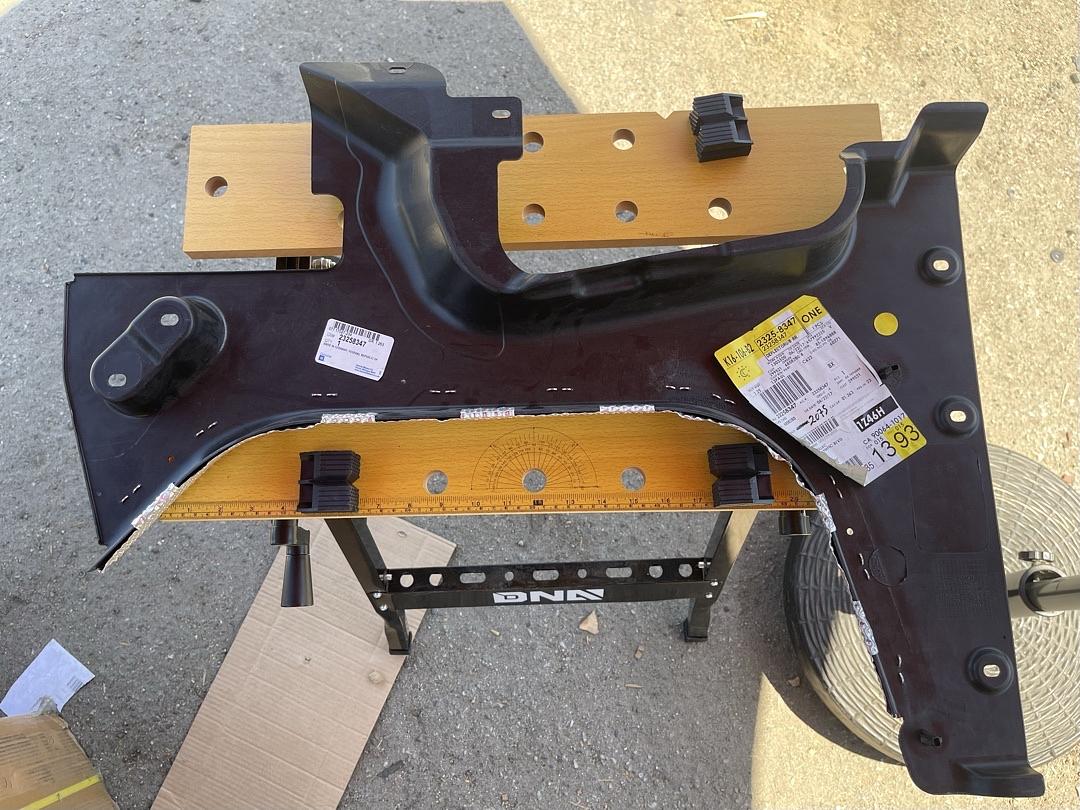23258347 | GM GENUINE PARTS DRIVER SIDE UNDERBODY REAR AIR DEFLECTOR