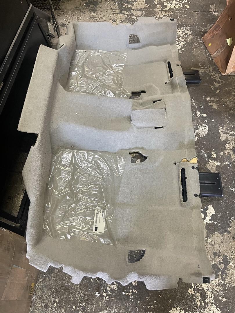GM Carpet Assembly, Rear Floor Panel Light Ttnum 09 cadillac dts