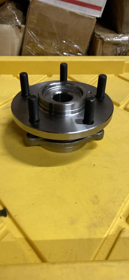 FRONT WHEEL BEARING HUB ASSEMBLY COMPATIBLE WITH 2006-2012 ECLIPSE / 2004-2011 ENDEAVOR / 2004-2012 GALANT
