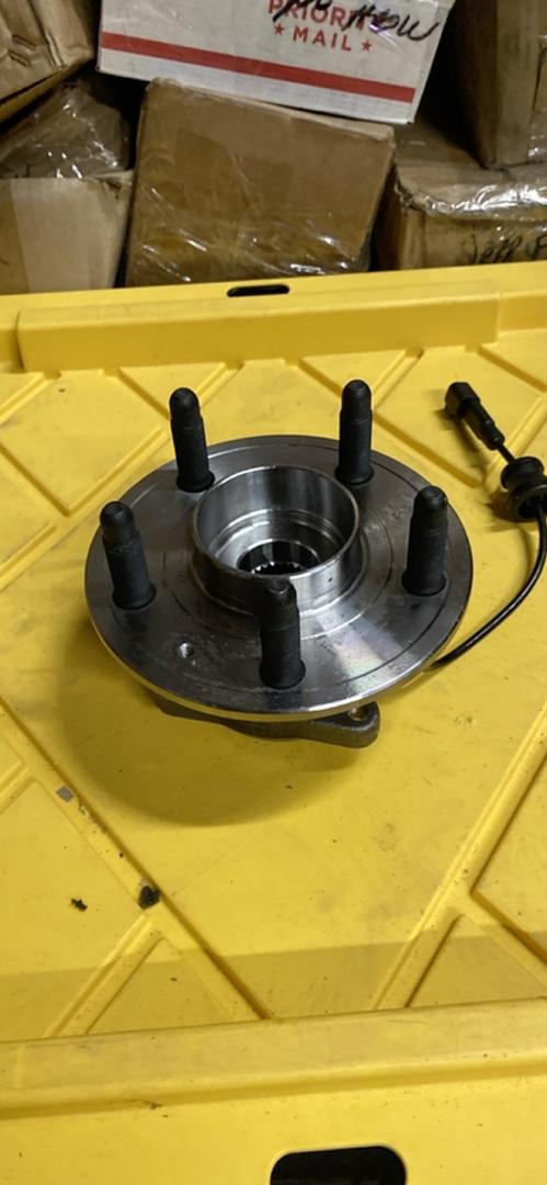 10-17 CHEVY EQUINOX/TERRIAN REAR WHEEL BEARING HUB
