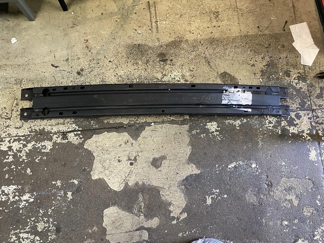 GM# 2021 Buick Enclave/Traverse Front Bumper Impact Bar Orginal