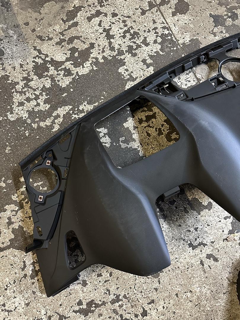 84124213 | Open Box 16-22 Chevy Camaro Cover Assembly, Instrument Panel Upper Trim Panel *Black