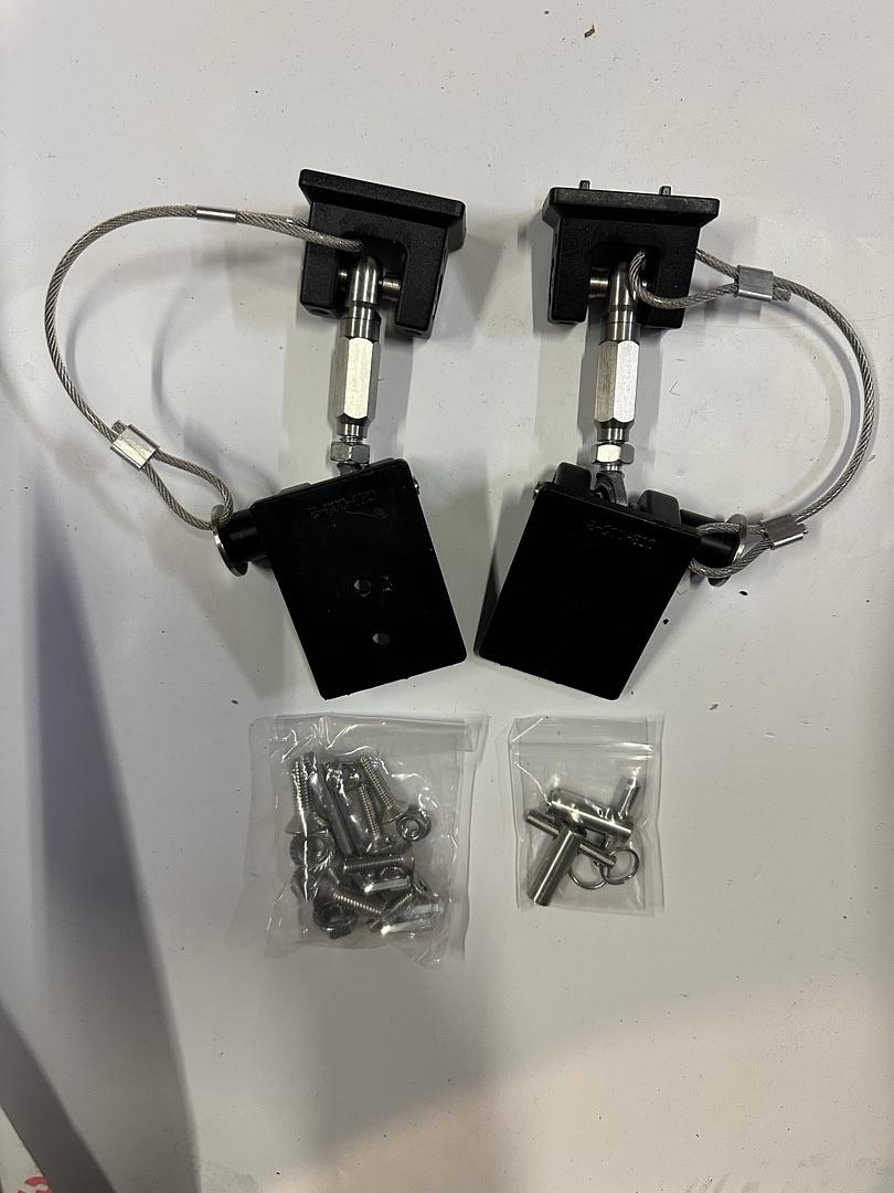 THR-HOOD LATCHES FOR JEEP WRANGLER 97-06 HOOD ACCESSORIES