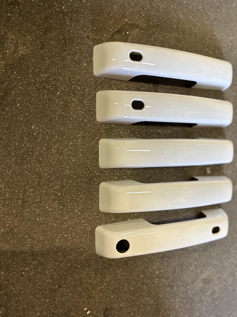 FORD BRONCO DOOR HANDLE COVERS TRIM WITH REAR DOOR TAILGATE 21-24 4DR WHITE WITH SMART HOLE