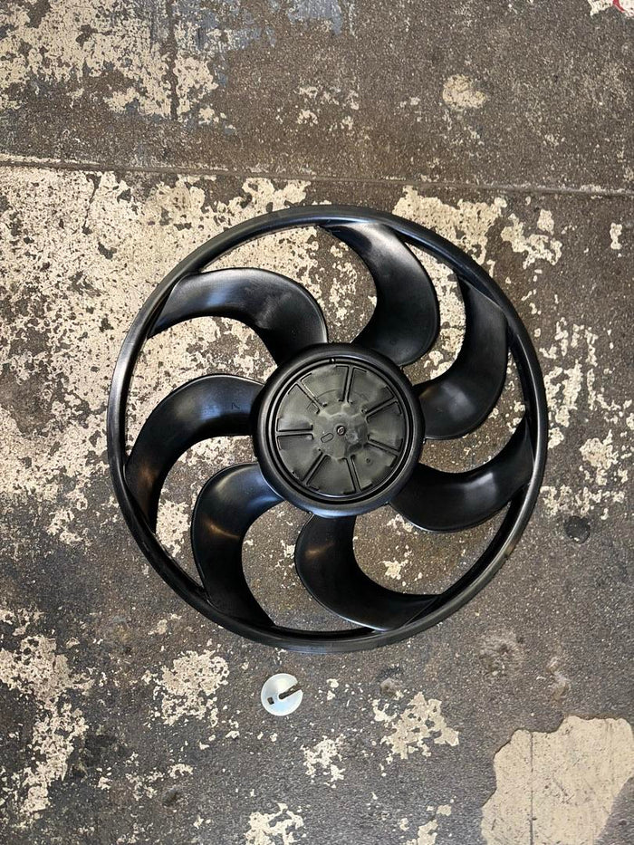 25952782 | GM- 10-17 Chevrolet Equinox Engine Fan Blade